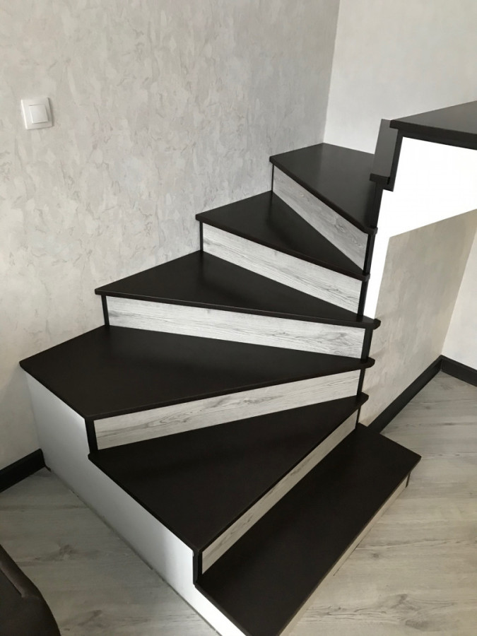 Каменные лестницы